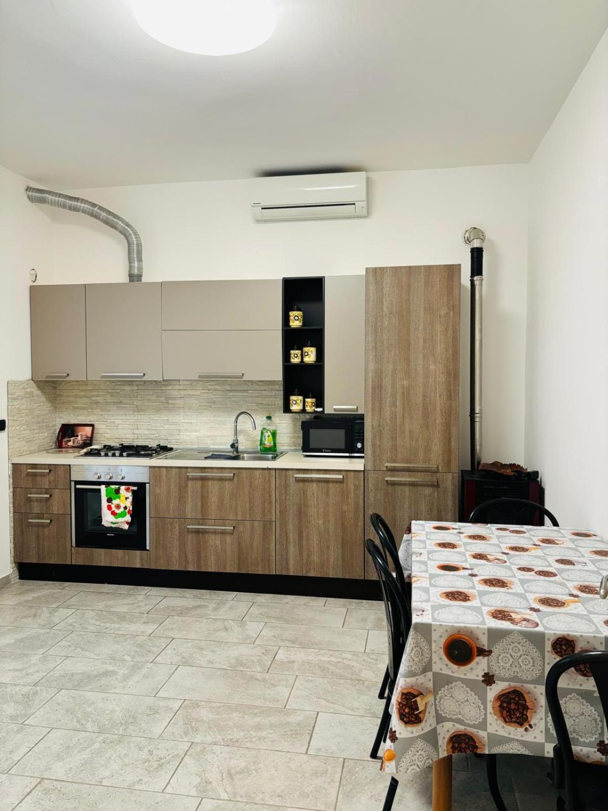 Isola del Cantone Milky'S Houseヴィラ エクステリア 写真